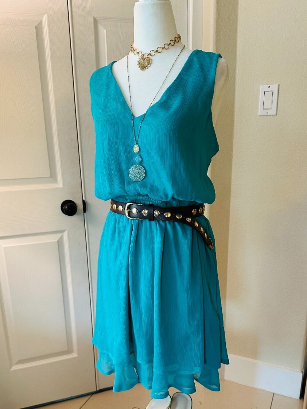 Nine West Bold Green/Teall V-Neck Sleeveless Fit & Flare Dress Size L
